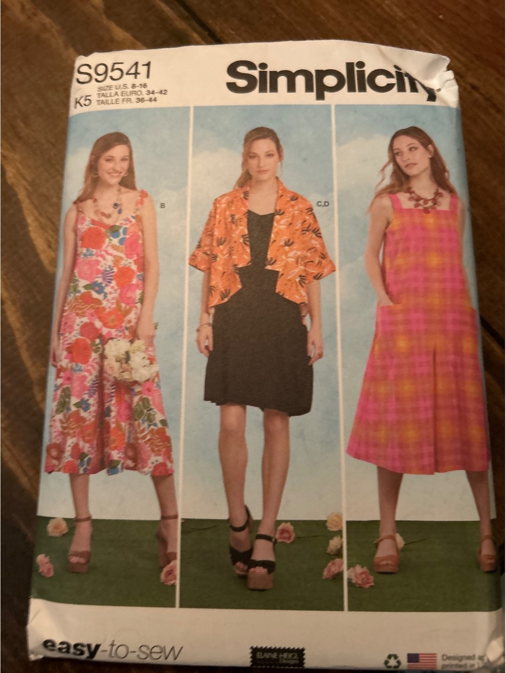Simplicity S9541 Easy-to-Sew Dress and Jacket Pattern Size 16-18